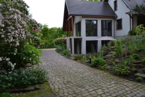 Отель Gîte La Cour Anglaise  Плобсхейм